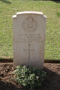 Ismailia War Memorial Cemetery - Willison, J C